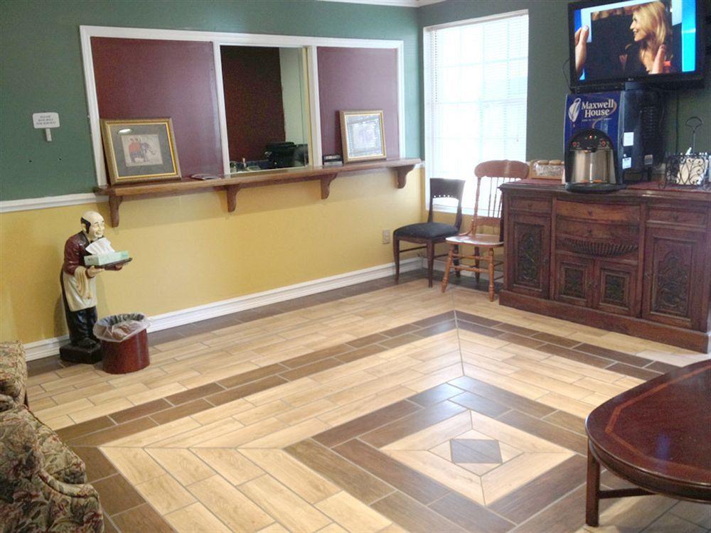 Winton Inn & Suites Barnwell Bagian luar foto